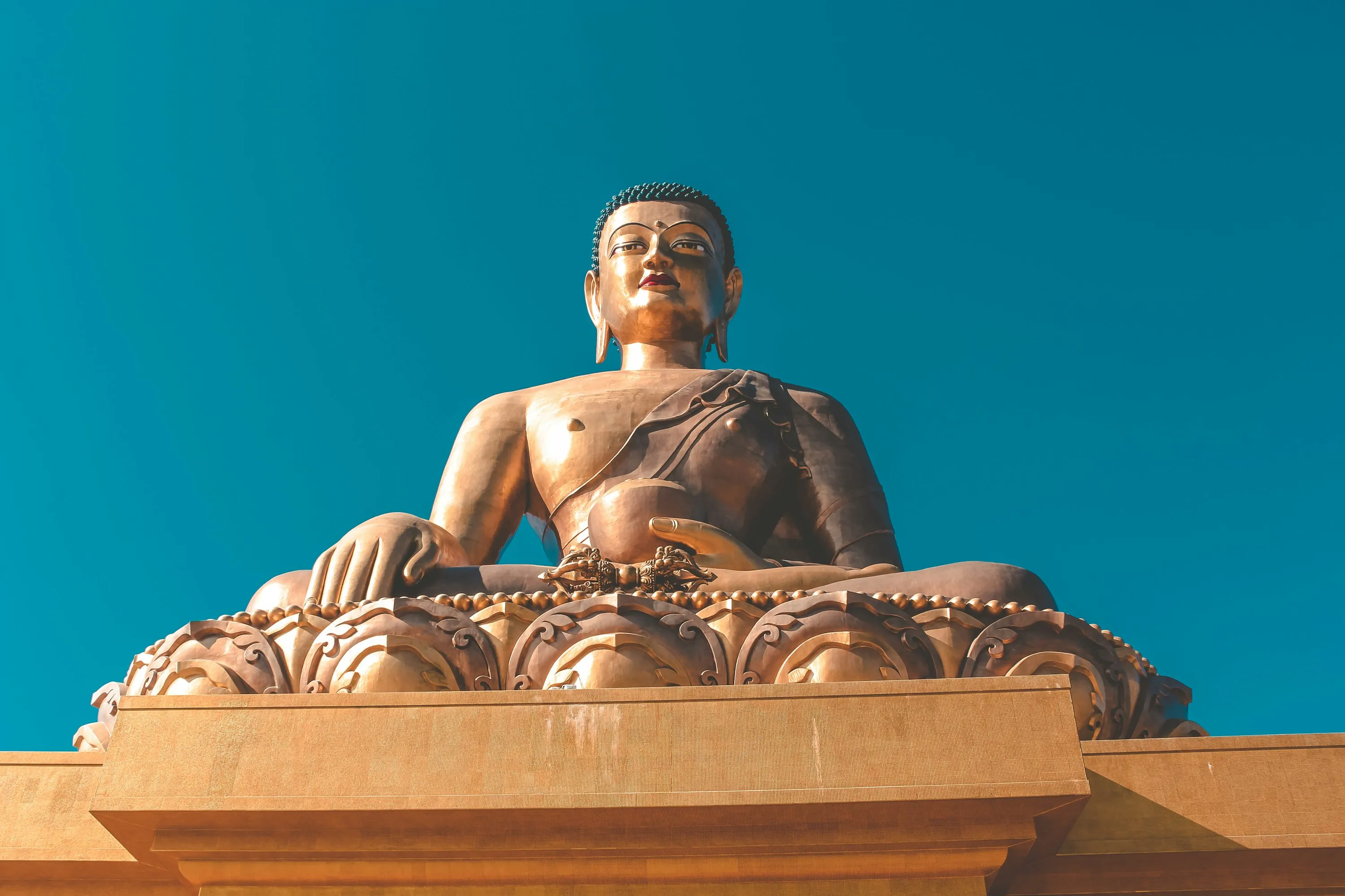 How to Travel to Bhutan from South Korea (2025): A Complete Guide to Visa, SDF, Flights, & Itineraries