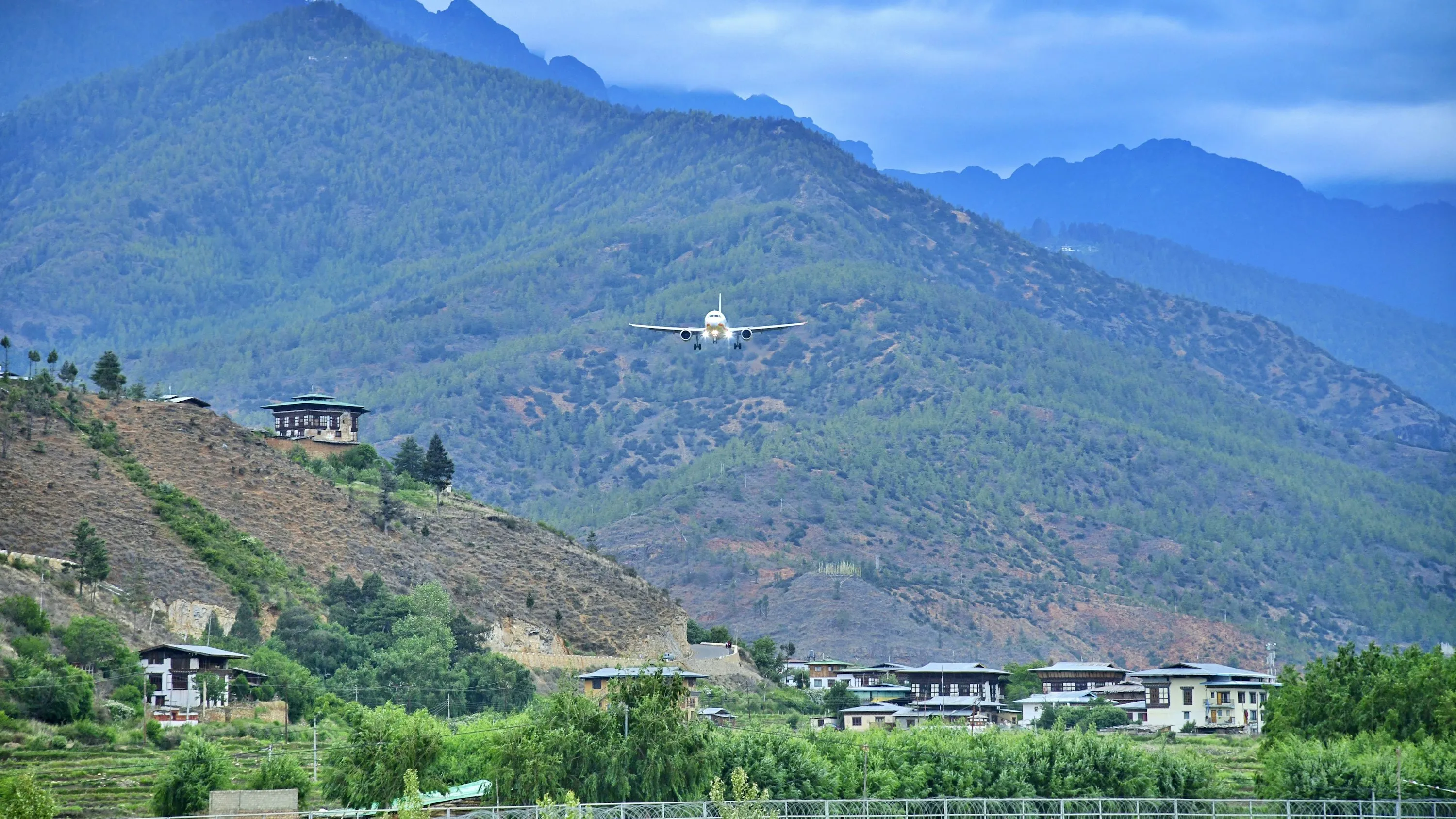 How to Travel to Bhutan from Nicaragua (2025): A Complete Guide to Visa, SDF, Flights, & Itineraries