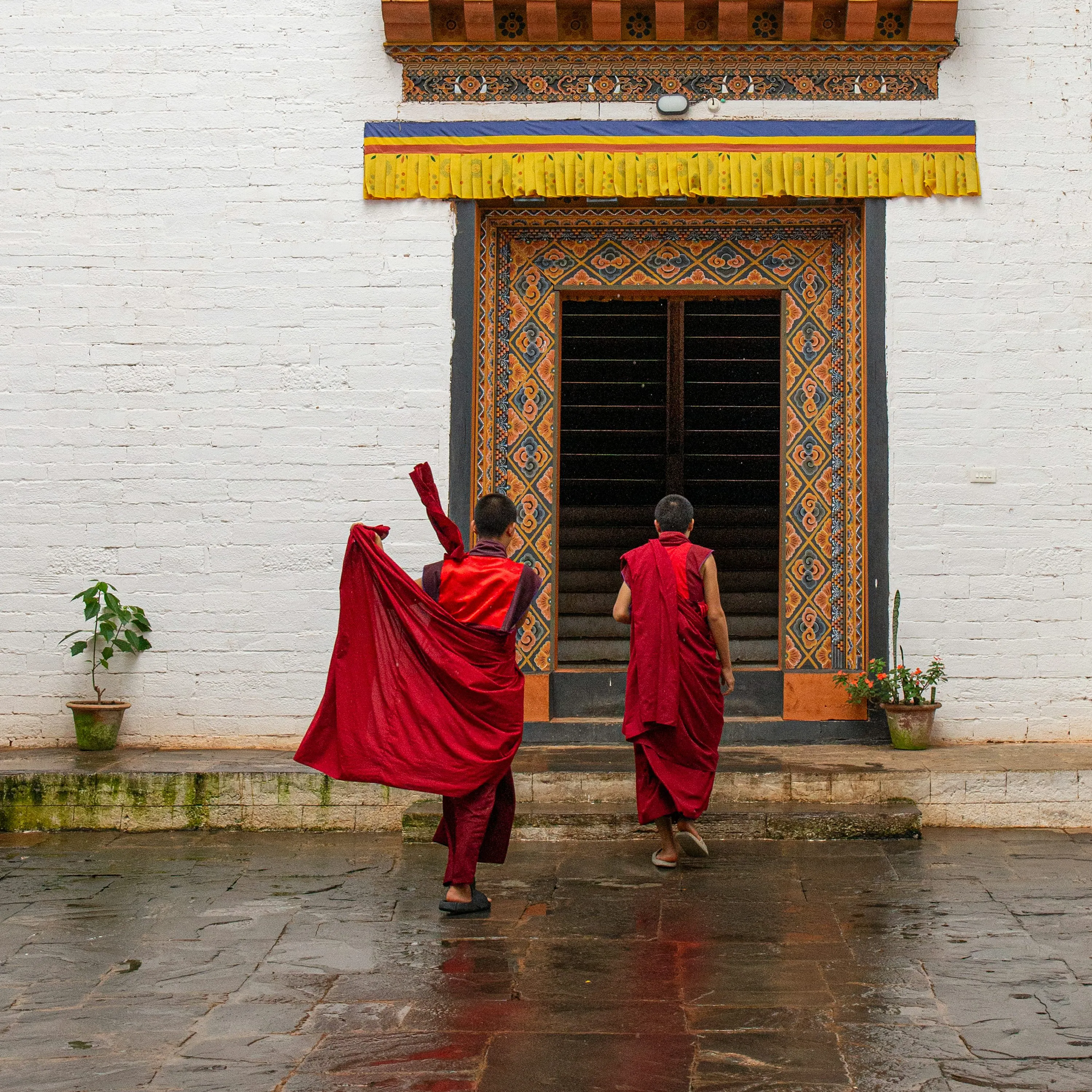 How to Travel to Bhutan from Kuwait (2025): A Complete Guide to Visa, SDF, Flights, & Itineraries